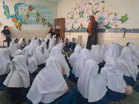 طنین قصه در مراکز کانون استان اصفهان؛ کودکان پای قصه نشستند