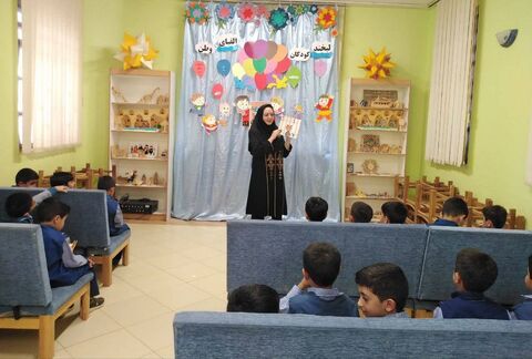 طنین قصه در مراکز کانون استان اصفهان؛ کودکان پای قصه نشستند
