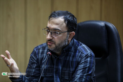 آیین رونمایی از بازی محافظان جزیره در نشست شورای معاونان وزارت آموزش و پرورش