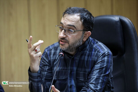 آیین رونمایی از بازی محافظان جزیره در نشست شورای معاونان وزارت آموزش و پرورش