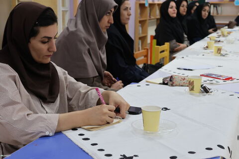 نشست بازی زبان کودکی / چهارمحال و بختیاری