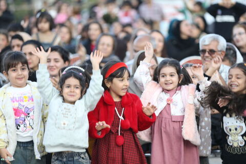 سنندج در شور و شادی کودکان؛ سه ساعت با شعر، موسیقی، نمایش و بازی