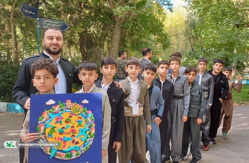 معرفی بازی‌های بومی‌محلی کردستان با حضور اعضای کودک کانون در همدان