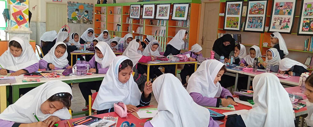 مرکز شماره ۲ کانون پارس‌آباد به یاد شهید ماکان نصیری میزبان برنامه هفته ملی کودک شد