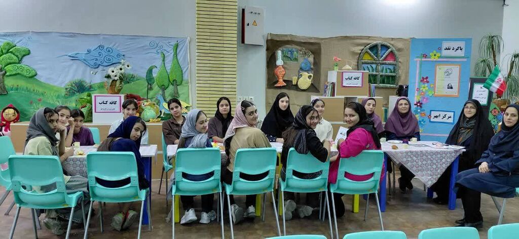 «پاگرد نقد»؛ پلهای برای پرورش نگاه نقادانه نوجوانان در کانون زنجان