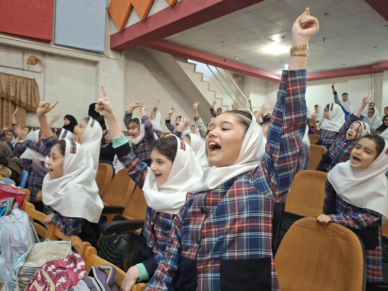 جشن بزرگ هفته ملی کودک در گرمی برگزار شد