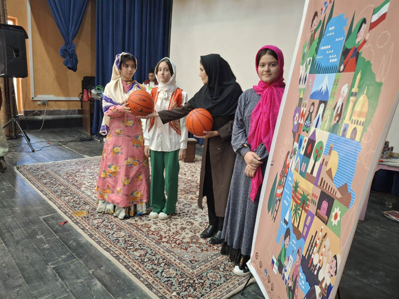 جشن بزرگ هفته ملی کودک در گرمی برگزار شد