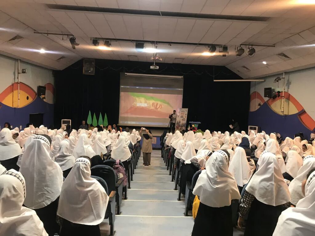 ویژهبرنامه «روز کودک، روز قصه» در مرکز شماره ۲ کانون کرمانشاه برگزار شد