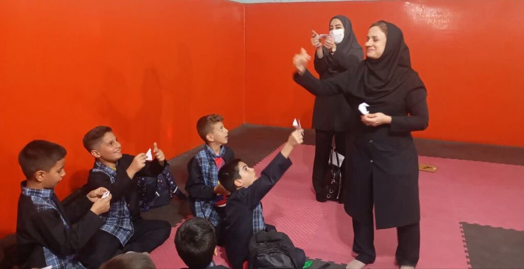 آشنایی با شگفتیهای فضا در هفته ملی کودک