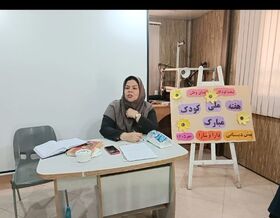 نشست ادبی «بیا تا گل برافشانیم» در کانون پرورش فکری اراک برگزار شد