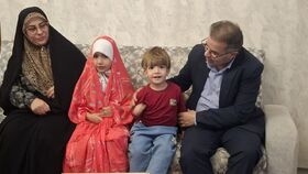 کودکان و میراث‌داران راه شهدا؛ روایتی از دیدار مسئولان با خانواده شهید «جنگ رمضان»