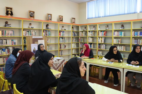 نهمین دوره باشگاه ادبی مربیان کتابخوان