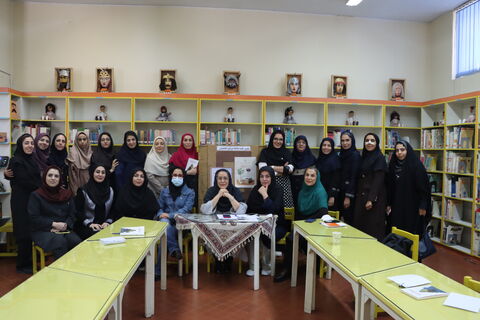 نهمین دوره باشگاه ادبی مربیان کتابخوان
