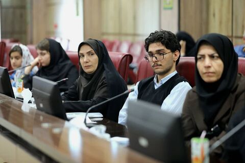 دیدار صمیمی استاندار ایلام با اعضای منتخب مراکز فرهنگی هنری کانون به روایت تصویر