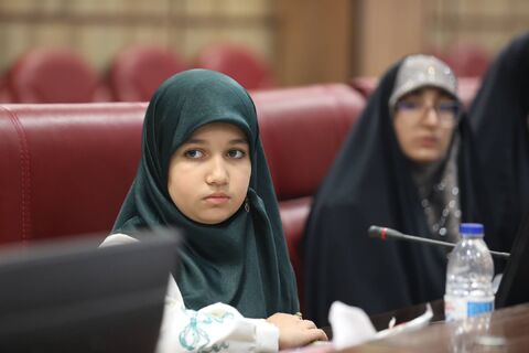دیدار صمیمی استاندار ایلام با اعضای منتخب مراکز فرهنگی هنری کانون به روایت تصویر