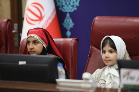 دیدار صمیمی استاندار ایلام با اعضای منتخب مراکز فرهنگی هنری کانون به روایت تصویر