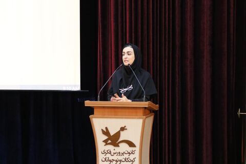 جشن هفته ملی کودک با حضور کودکان مدارس ابتدایی و کودکان مدارس استثنائی در ساری