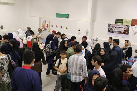 جشن هفته ملی کودک با حضور کودکان مدارس ابتدایی و کودکان مدارس استثنائی در ساری