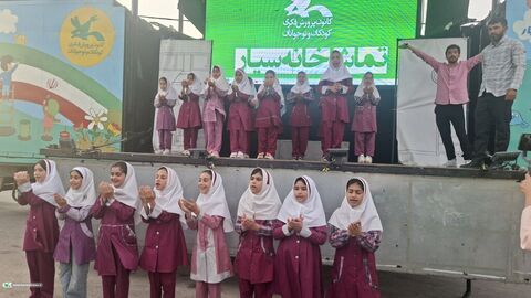 تماشاخانه سیار در باشت؛ چهارمین روز از اجرای برنامه‌های فرهنگی و هنری