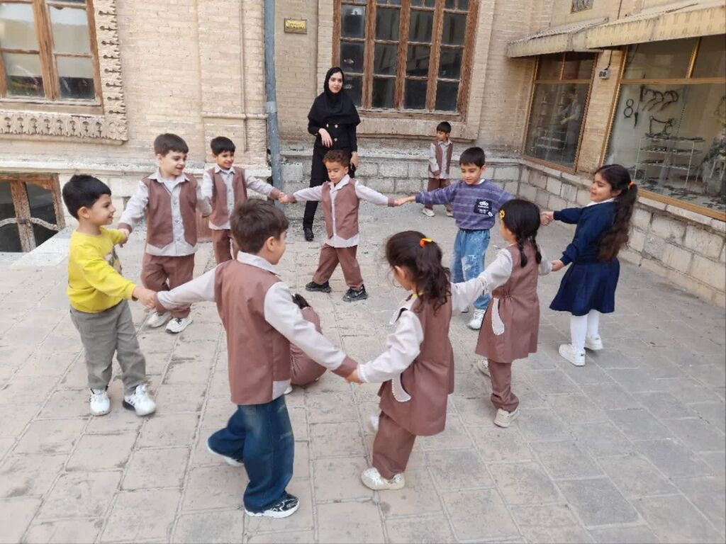 برنامه‌های هفته ملی کودک در مرکز شماره ۱۰ کانون کرمانشاه اجرا شد