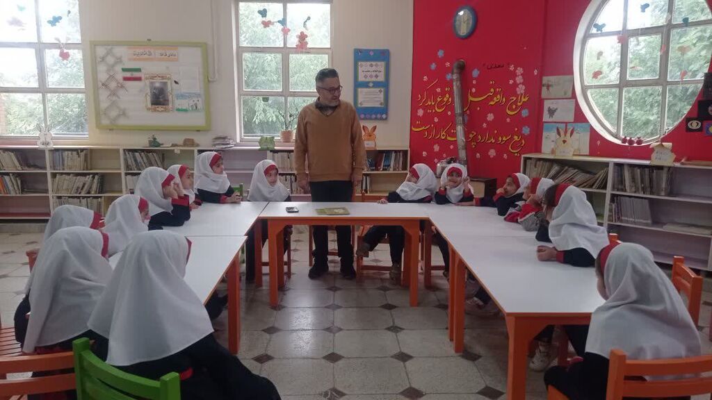 شنیده شدن طنین قصههای کودکانه در مراکز کانون پرورش فکری همدان