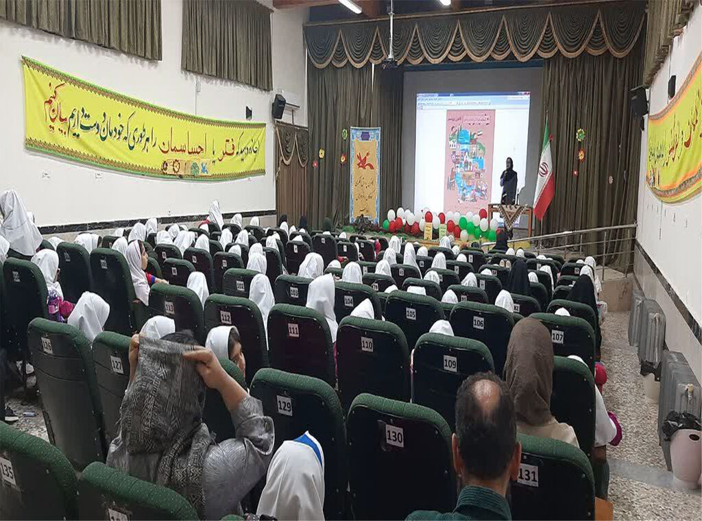«روز قصه» با حضور کودکان گرامی داشته شد