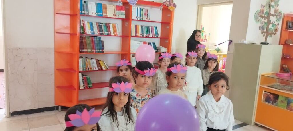 برگزاری جشن غنچهها در مرکز شماره ۱۲ کانون کرمانشاه