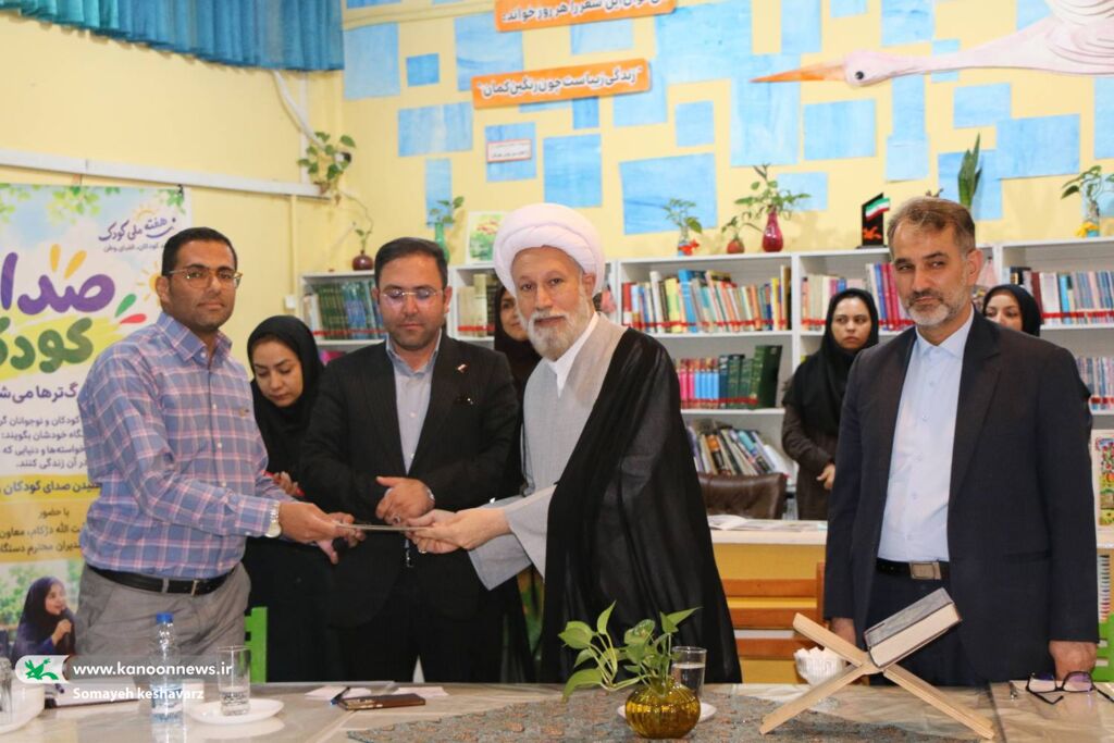 دیدار صمیمانه مسئولان فارس با اعضای برگزیده و نخبه کانون