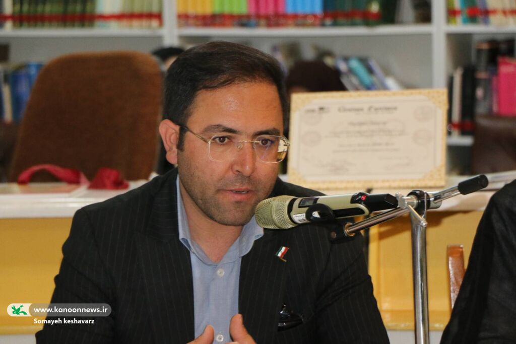 دیدار صمیمانه مسئولان فارس با اعضای برگزیده و نخبه کانون