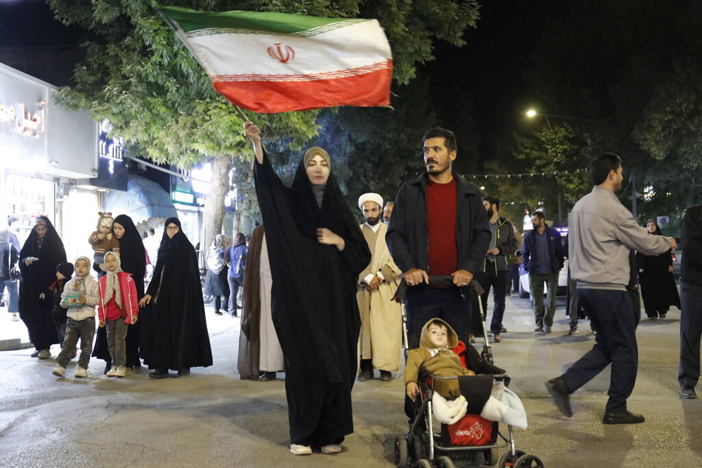 میدان شهید بجنورد، قرار «فرزندان ایرانیم» با وطن شد