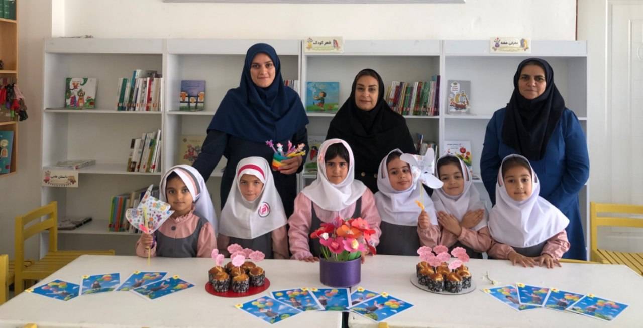 هفته ملی کودک با ویژه برنامه های متنوع در مراکز ۶/۲۷/۲۹/۳۵مراکز قرچک و طرود