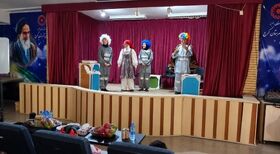 اجرای نمایش «کچل کفترباز» برای کودکان بهزیستی در هفته ملی کودک