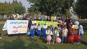 گزارش تصویری برگزاری ویژه‌برنامه «پرواز بادکنک‌ها» در پارک ولایت اسلام‌آباد غرب