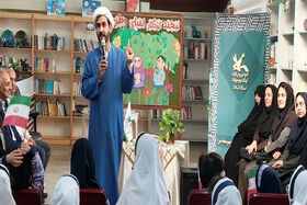 کودکان صومعه‌سرایی هفته ملی کودک را با «عموروحانی» جشن‌گرفتند