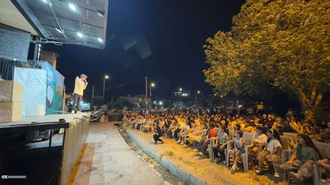 تماشاخانه سیار کانون در گچساران؛ لبخند مهمان کودکان شد