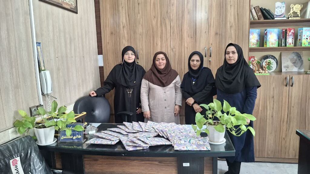 پویش همکلاسی مهربان در جشن نوخوان‎ها در مرکز ۸ مشهد