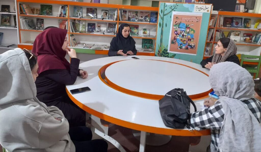 برگزاری نشست‌های «سلامت روان مادر و کودک» در مراکز کانون البرز