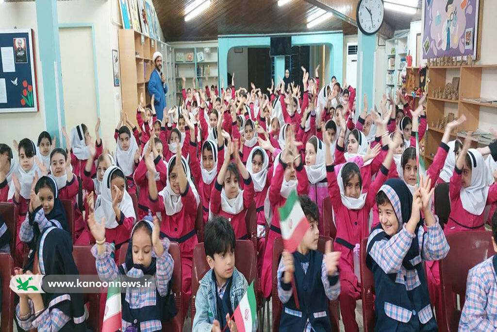 کودکان صومعهسرایی هفته ملی کودک را با «عمومهربان» جشنگرفتند