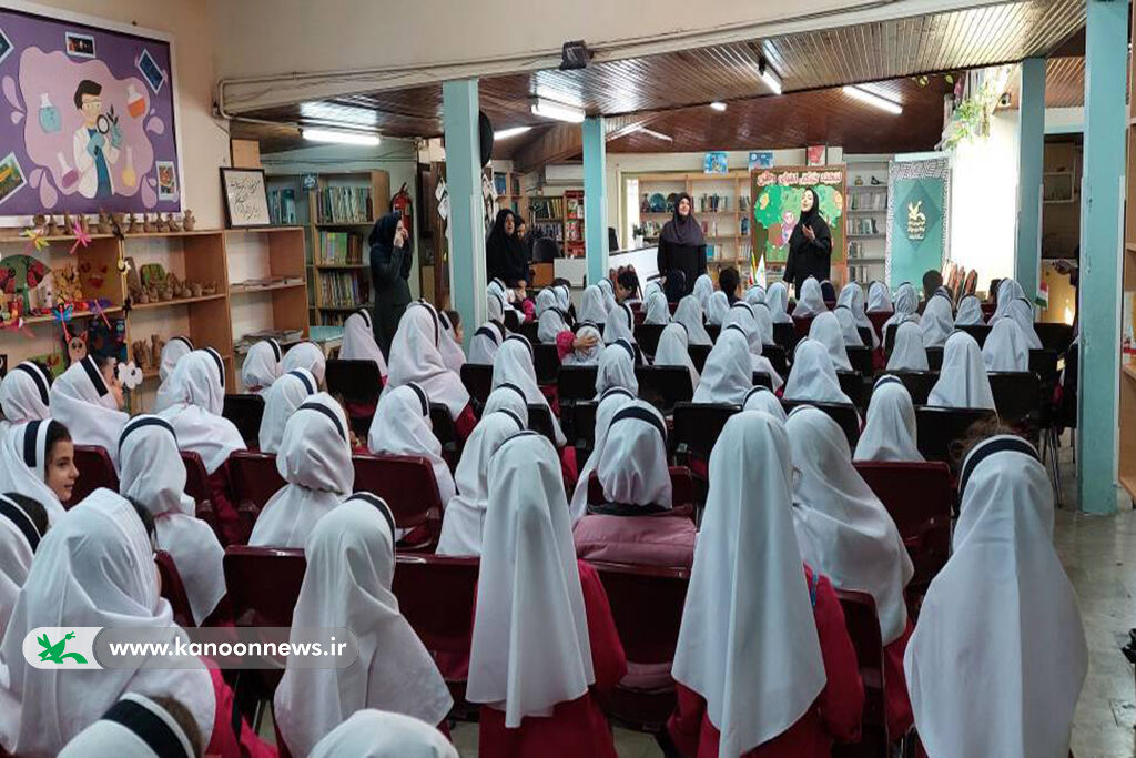 کودکان صومعهسرایی هفته ملی کودک را با «عمومهربان» جشنگرفتند