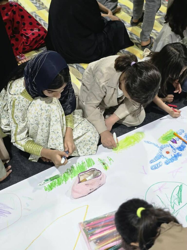 جشن باشکوه «پیک لبخند» در روستای کوشه؛ بیش از ۳۰۰ کودک و نوجوان قشمی هفته ملی کودک را گرامی داشتند