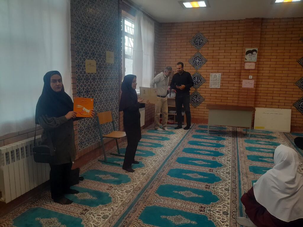 کانون گیلانغرب با کودکان دارای نیازهای ویژه تا برنامههای هفته ملی کودک