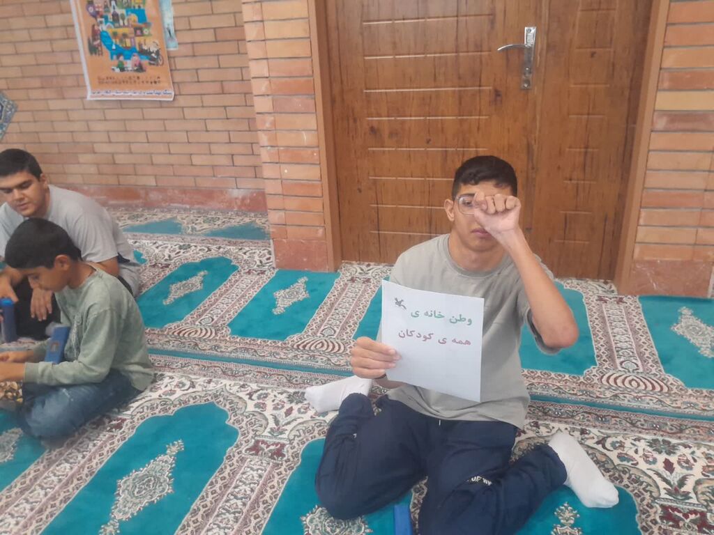 کانون گیلانغرب با کودکان دارای نیازهای ویژه تا برنامههای هفته ملی کودک