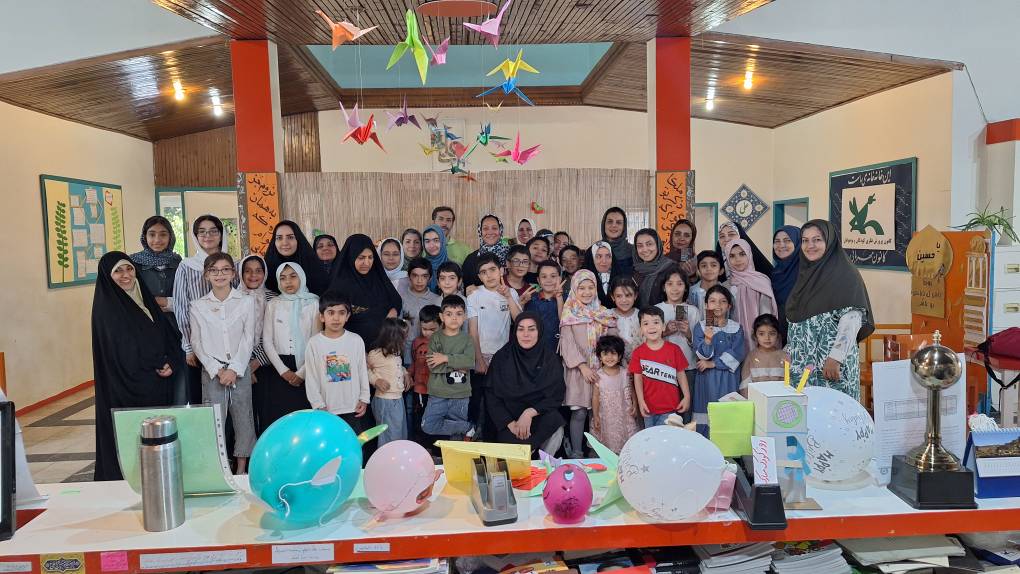 جشن «فرفره» به مناسبت هفته ملی کودک در مرکز ۱۵