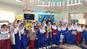 دانش‌آموزان دبستان حضرت خدیجه(س) هم در هفته ملی کودک میهمان کانون جوانرود شدند