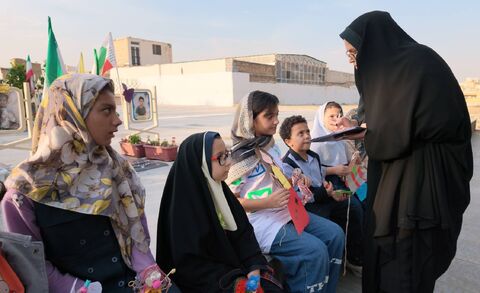 گزارش تصویری«عروسک‌های کوچک، آرزوهای بزرگ»؛ تجدید میثاق کودکان اصفهان با شهدای کودک و نوجوان جنگ رمضان