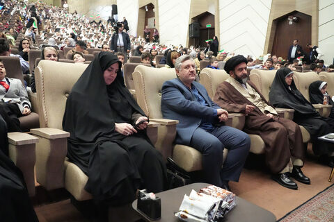 نمای تصویری از جشن «لبخند کودکان» و حضور ۱۵۰۰ دانش‌آموز تبریزی(2)