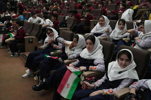 نمای تصویری از جشن «لبخند کودکان» و حضور ۱۵۰۰ دانش‌آموز تبریزی(2)