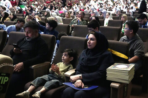 نمای تصویری از جشن «لبخند کودکان» و حضور ۱۵۰۰ دانش‌آموز تبریزی(2)