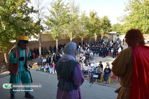 سفر تماشاخانه سیار کانون در لرستان - روستای دارایی خرم آباد