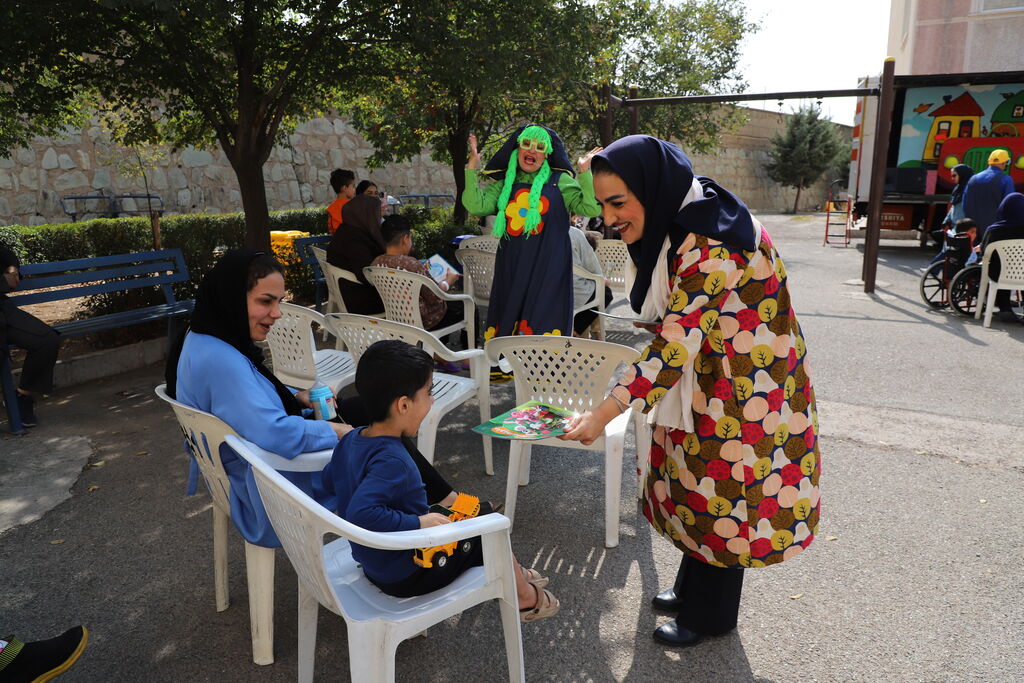کانون قزوین در کنار کودکان بیمار و بیسرپرست؛ پایانی شیرین برای هفته ملی کودک